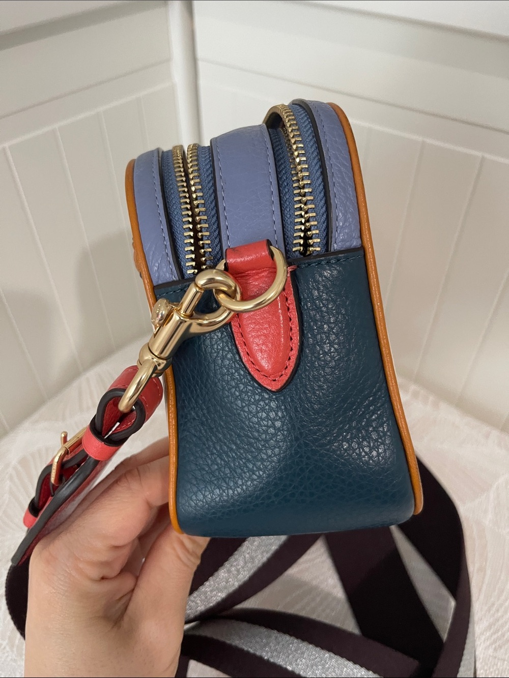 COACH Cream Leather Crossbody with Red Strap and Navy Trim - Picture 5 of 13